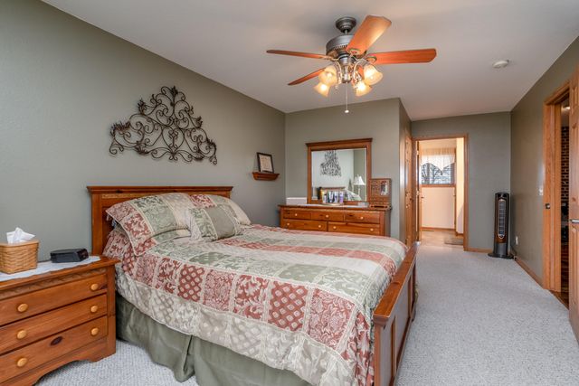 5183 AUD ROAD 245, Centralia, MO 65240