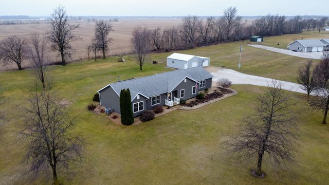 5183 AUD ROAD 245, Centralia, MO 65240