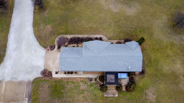 5183 AUD ROAD 245, Centralia, MO 65240