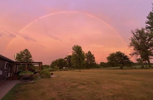 5183 AUD ROAD 245, Centralia, MO 65240