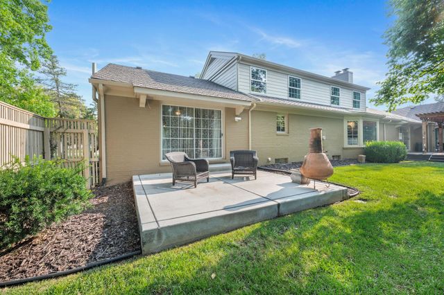 7 E Swallow St, Wichita, KS 67230