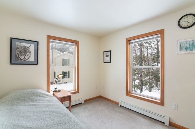 135 Country Hill, Brattleboro, VT 05301