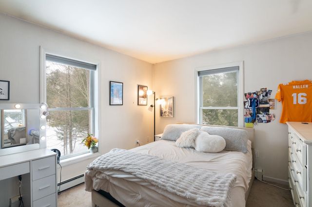 135 Country Hill, Brattleboro, VT 05301