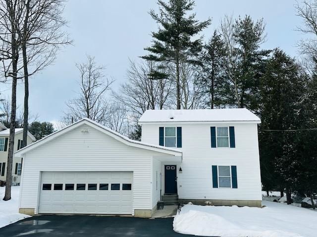 135 Country Hill, Brattleboro, VT 05301