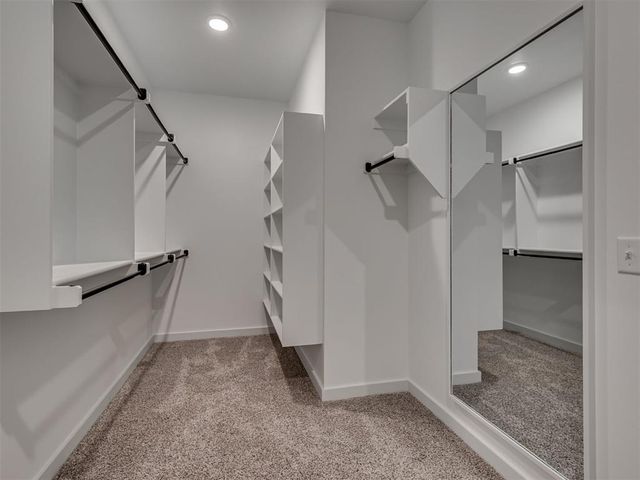 16105 Navarra Way, Oklahoma City, OK 73170