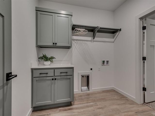 16105 Navarra Way, Oklahoma City, OK 73170