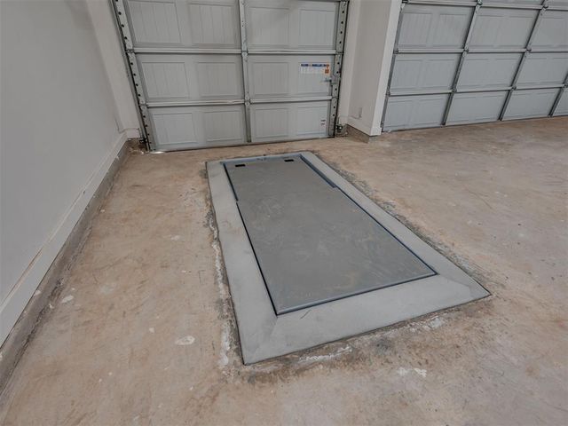 16105 Navarra Way, Oklahoma City, OK 73170