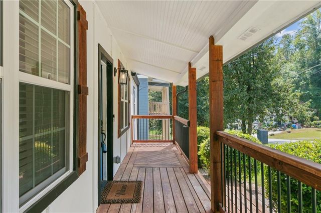 20 S Eugenia NW Place, Atlanta, GA 30318