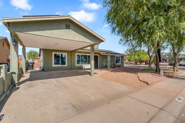 4902 W SHERIDAN Street, Phoenix, AZ 85035