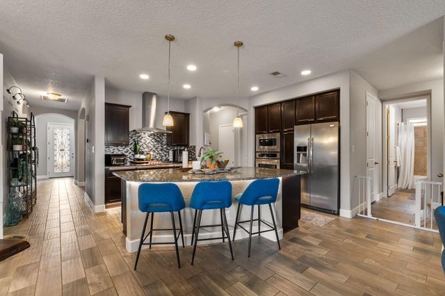 7348 Tree Line Avenue NW, Albuquerque, NM 87114