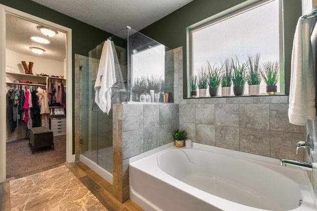 7348 Tree Line Avenue NW, Albuquerque, NM 87114