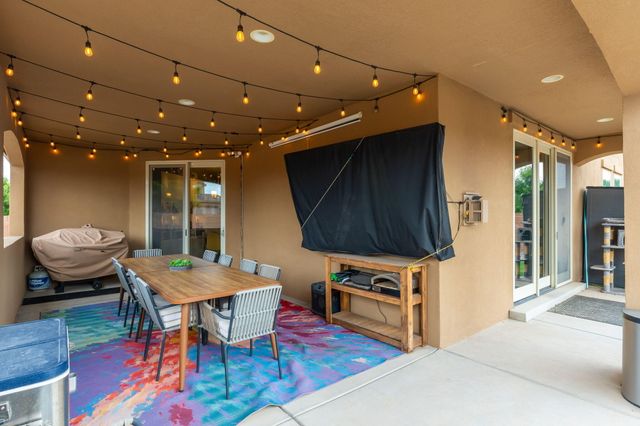 7348 Tree Line Avenue NW, Albuquerque, NM 87114