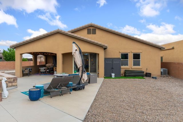 7348 Tree Line Avenue NW, Albuquerque, NM 87114