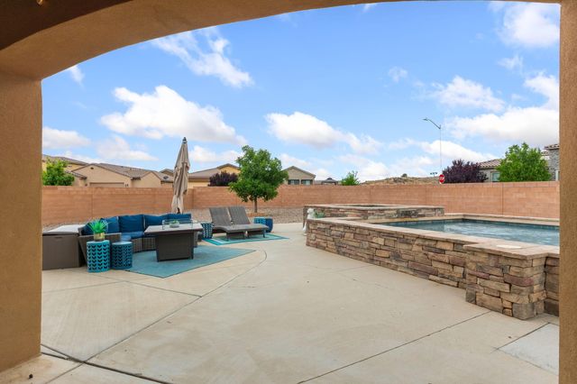 7348 Tree Line Avenue NW, Albuquerque, NM 87114