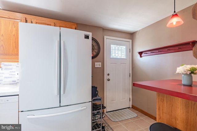 127 S 5TH ST, Perkasie, PA 18944