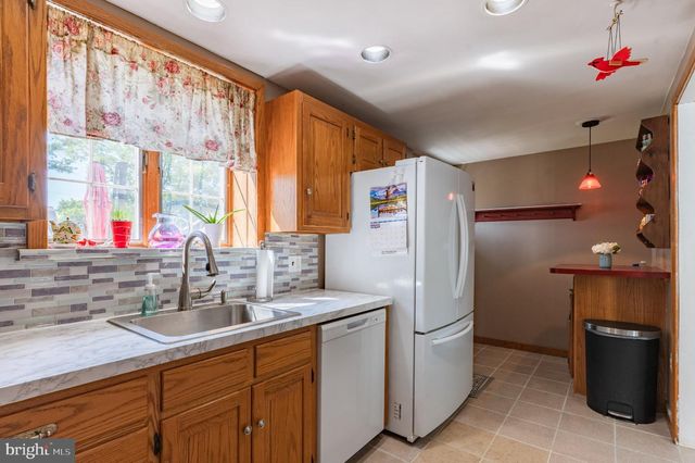 127 S 5TH ST, Perkasie, PA 18944