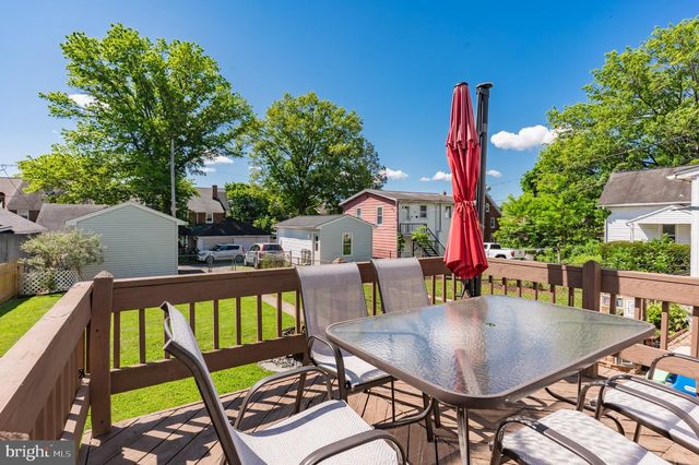 127 S 5TH ST, Perkasie, PA 18944