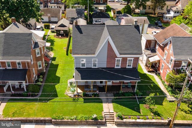 127 S 5TH ST, Perkasie, PA 18944