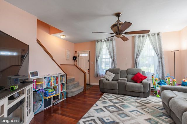 127 S 5TH ST, Perkasie, PA 18944
