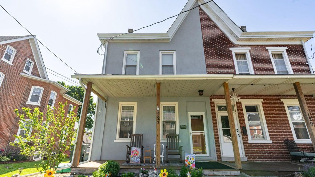 127 S 5TH ST, Perkasie, PA 18944