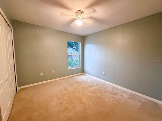6941 CROWN LAKE DRIVE, Gibsonton, FL 33534