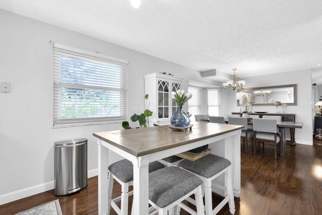 5223 Dexter Falls Road, Columbus, OH 43221