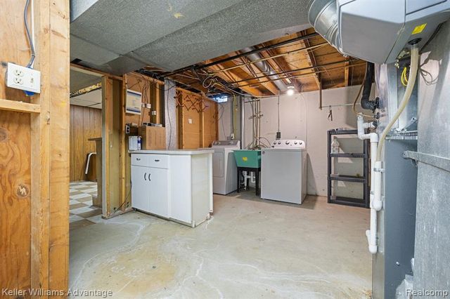 9434 Patton Street, Livonia, MI 48150