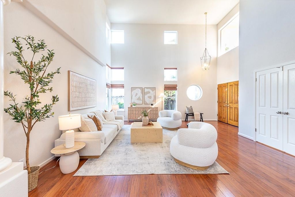 Image 6 of property listing at 2911 2911 Seriana Pl, Union City, CA 94587