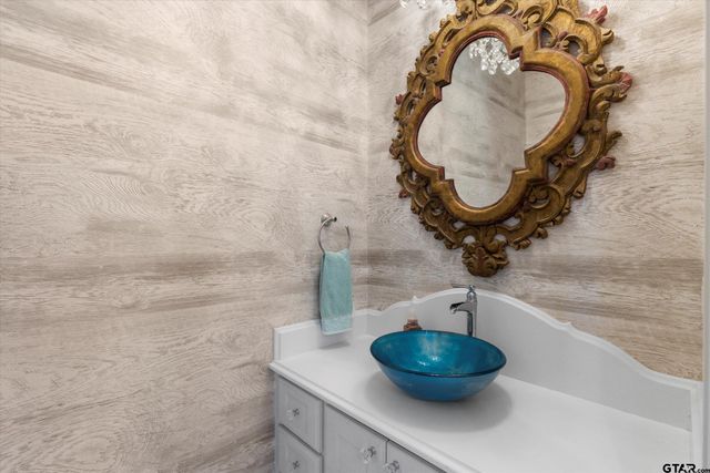 22809 Babes Landing, Lindale, TX 75771