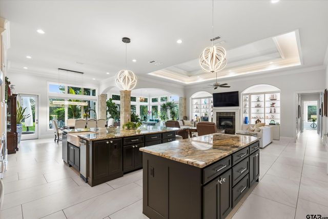 22809 Babes Landing, Lindale, TX 75771