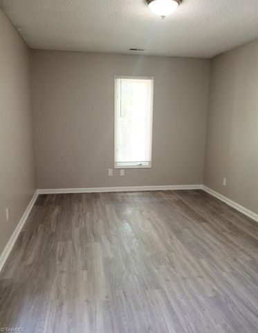 2157 Rivermeade Drive, High Point, NC 27265