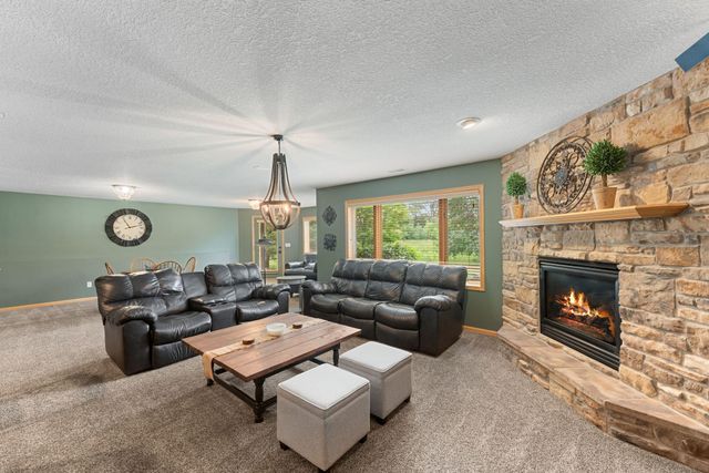1678 Hunters Trail, Centerville, MN 55038