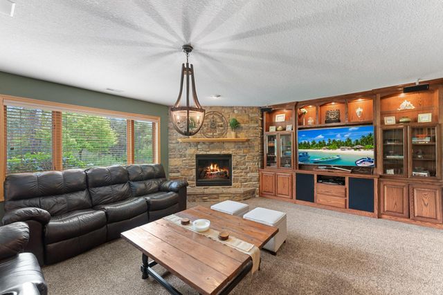 1678 Hunters Trail, Centerville, MN 55038