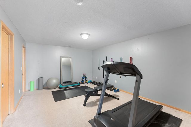 1678 Hunters Trail, Centerville, MN 55038