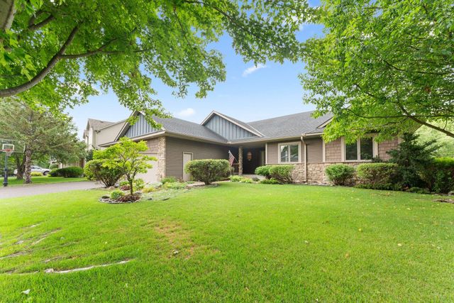 1678 Hunters Trail, Centerville, MN 55038