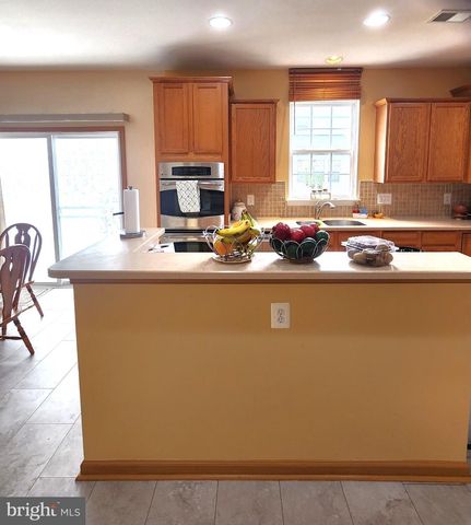 9316 BIRCH CLIFF DR, Fredericksburg, VA 22407