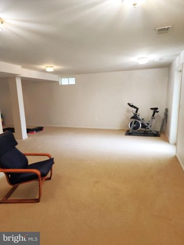 9316 BIRCH CLIFF DR, Fredericksburg, VA 22407