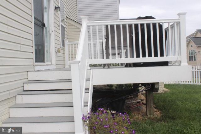 9316 BIRCH CLIFF DR, Fredericksburg, VA 22407