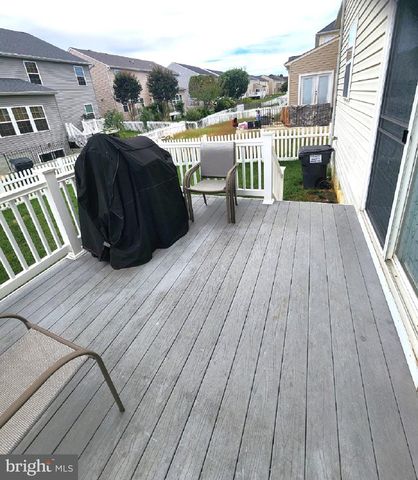 9316 BIRCH CLIFF DR, Fredericksburg, VA 22407