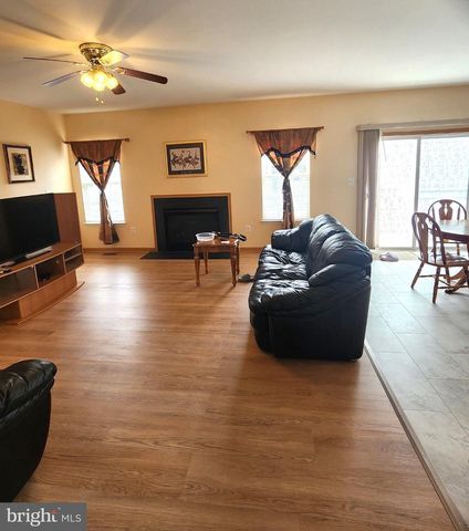 9316 BIRCH CLIFF DR, Fredericksburg, VA 22407
