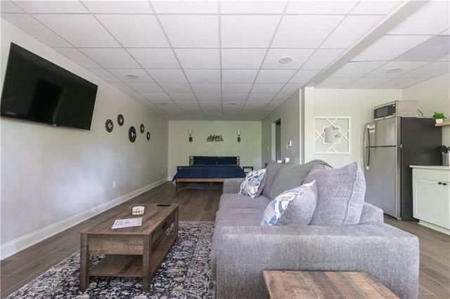 258 Ber Weg, Helen, GA 30545