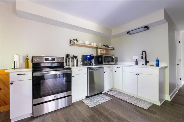 258 Ber Weg, Helen, GA 30545