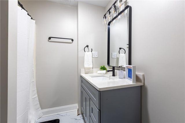 258 Ber Weg, Helen, GA 30545