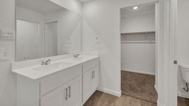 124 FLORA VISTA ST, San Marcos, TX 78666
