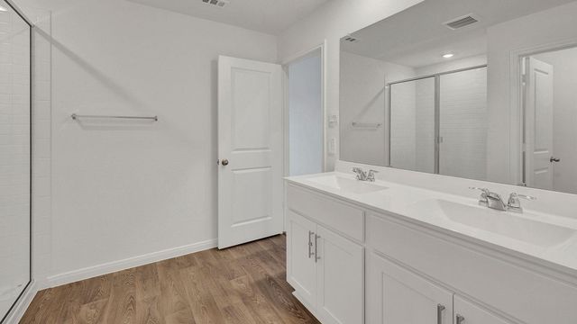124 FLORA VISTA ST, San Marcos, TX 78666