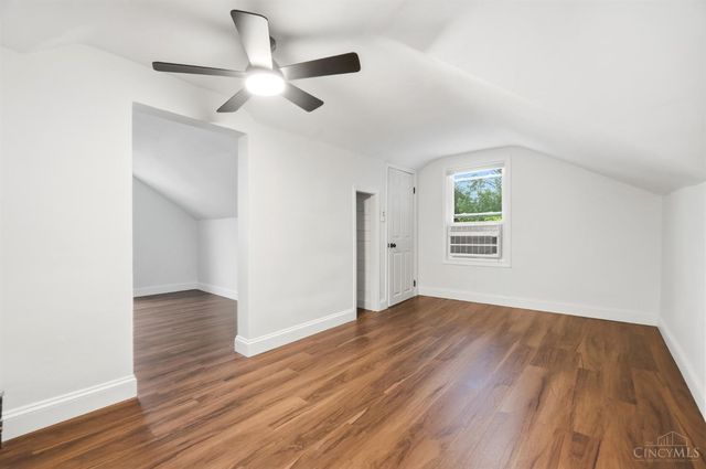4537 Leslie Avenue, Blue Ash, OH 45242