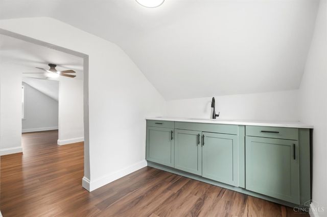 4537 Leslie Avenue, Blue Ash, OH 45242