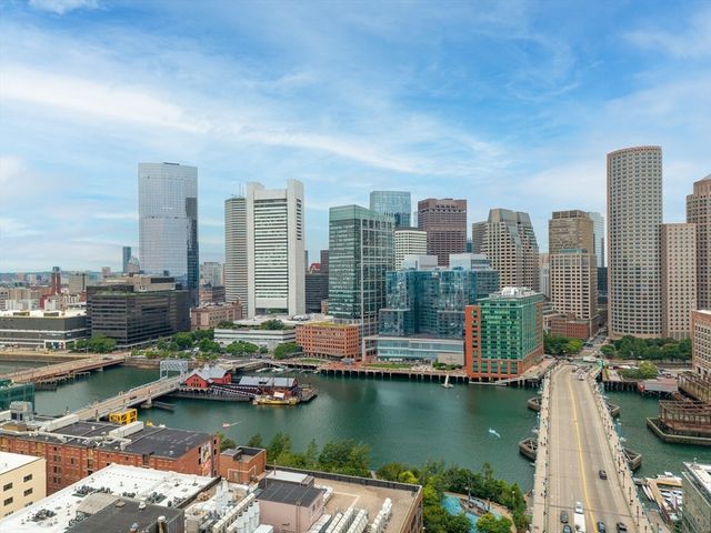15 Sleeper St 407, Boston, MA 02210