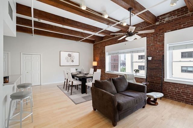 15 Sleeper St 407, Boston, MA 02210