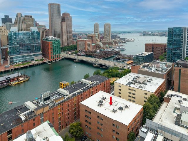 15 Sleeper St 407, Boston, MA 02210